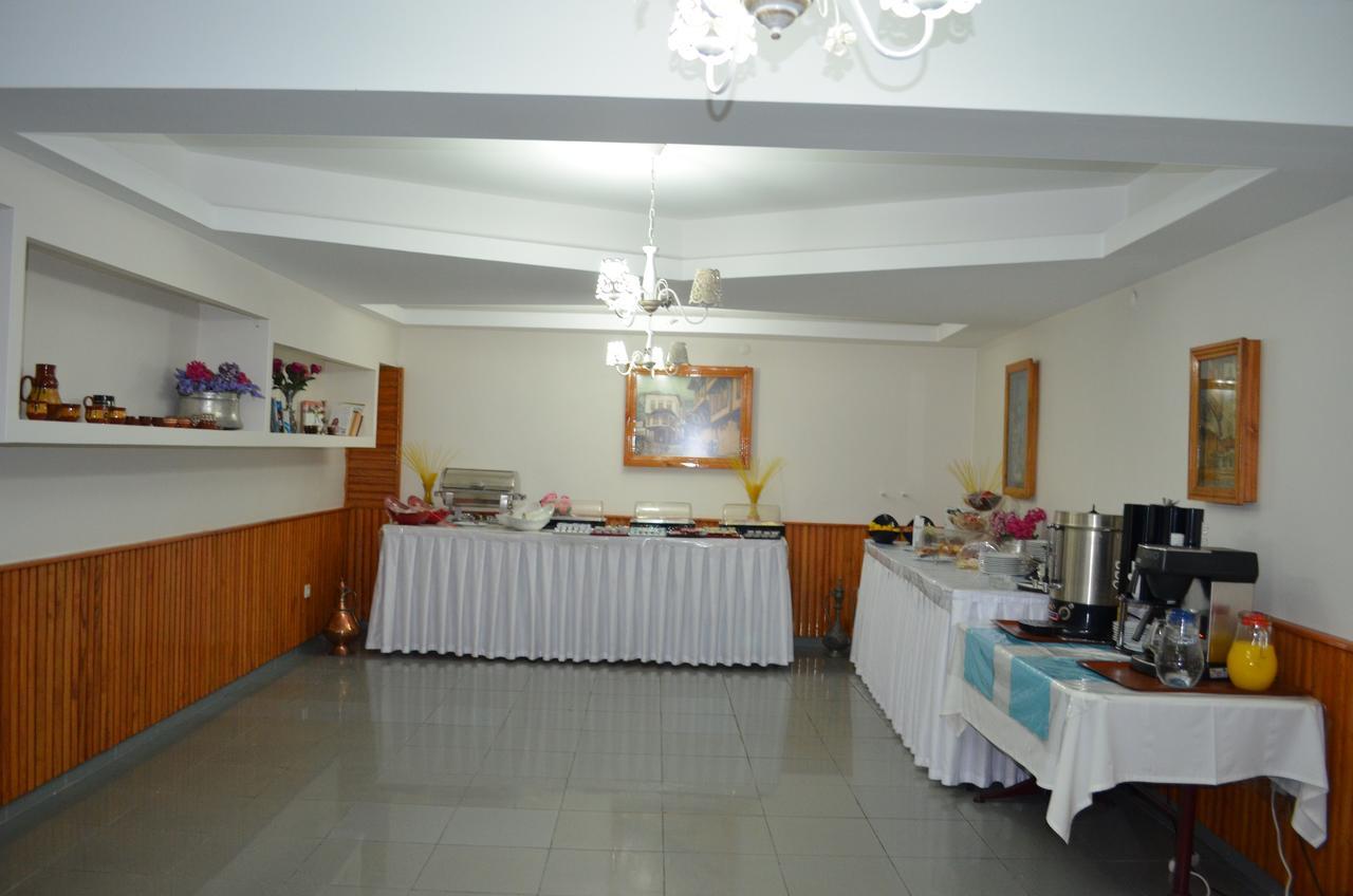 בורסה Atlas Otel מראה חיצוני תמונה