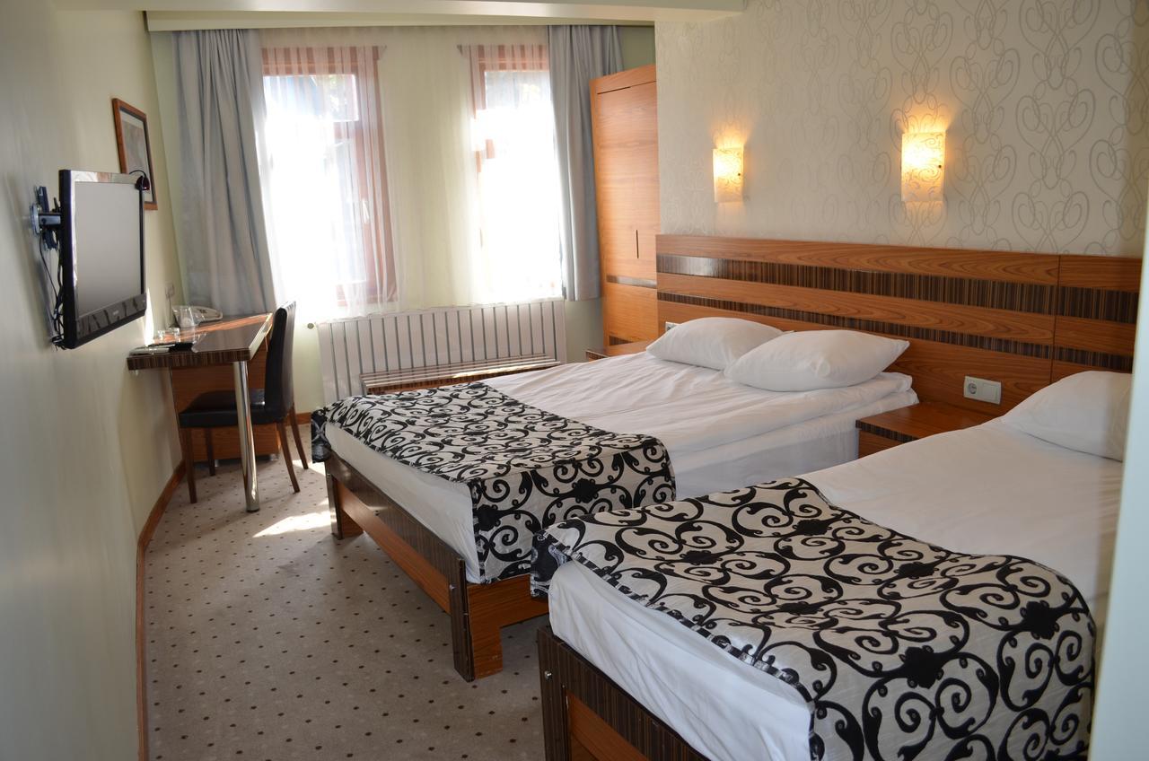 בורסה Atlas Otel מראה חיצוני תמונה