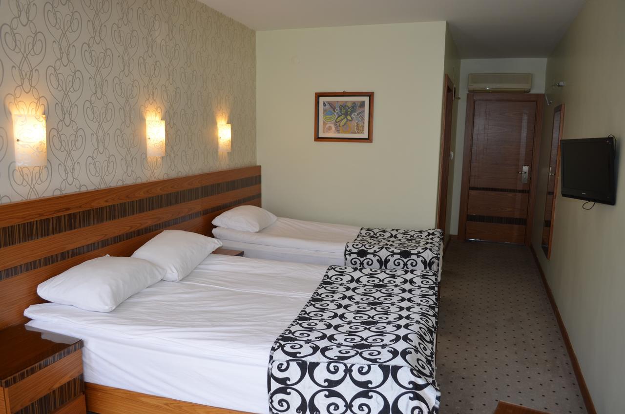 בורסה Atlas Otel מראה חיצוני תמונה