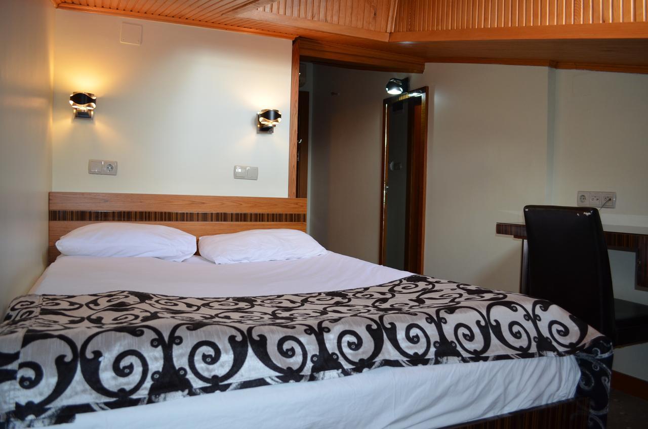 בורסה Atlas Otel מראה חיצוני תמונה