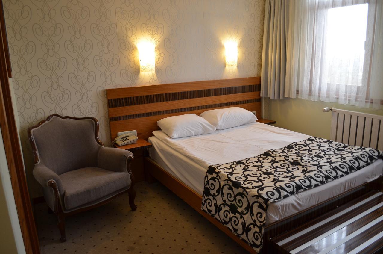 בורסה Atlas Otel מראה חיצוני תמונה